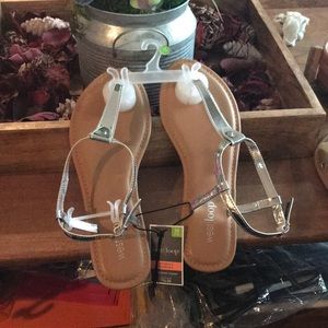 Women’s sandals west loop